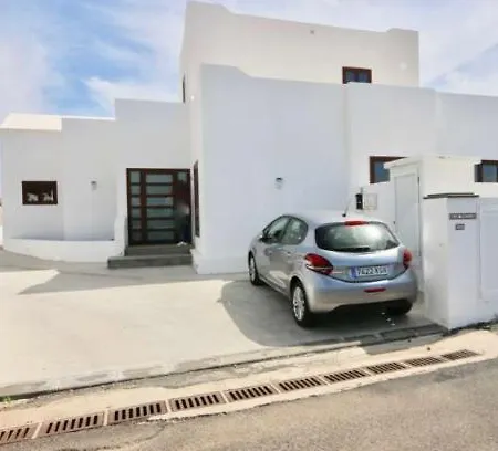 וילה Luxury Uga